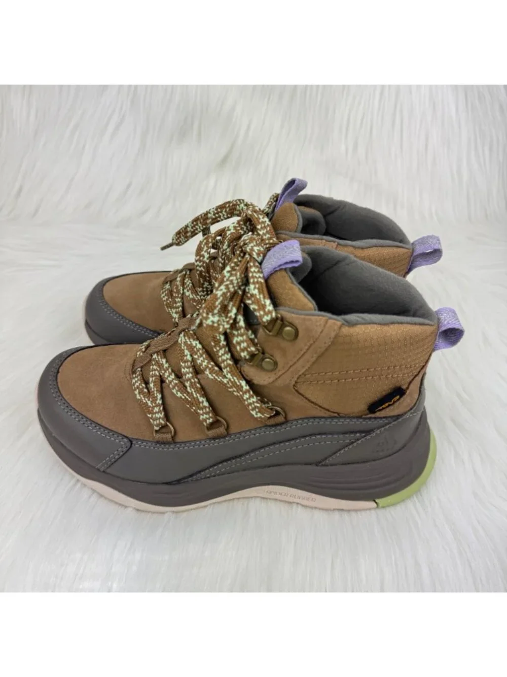Teva Auroris Waterproof Hiking Boots Honey Brown Insulated Winter US 6 UK 4